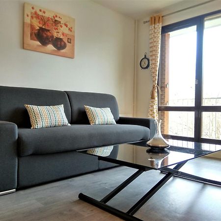 Budget Apart With Balcony And Great View Saint-Denis  Esterno foto