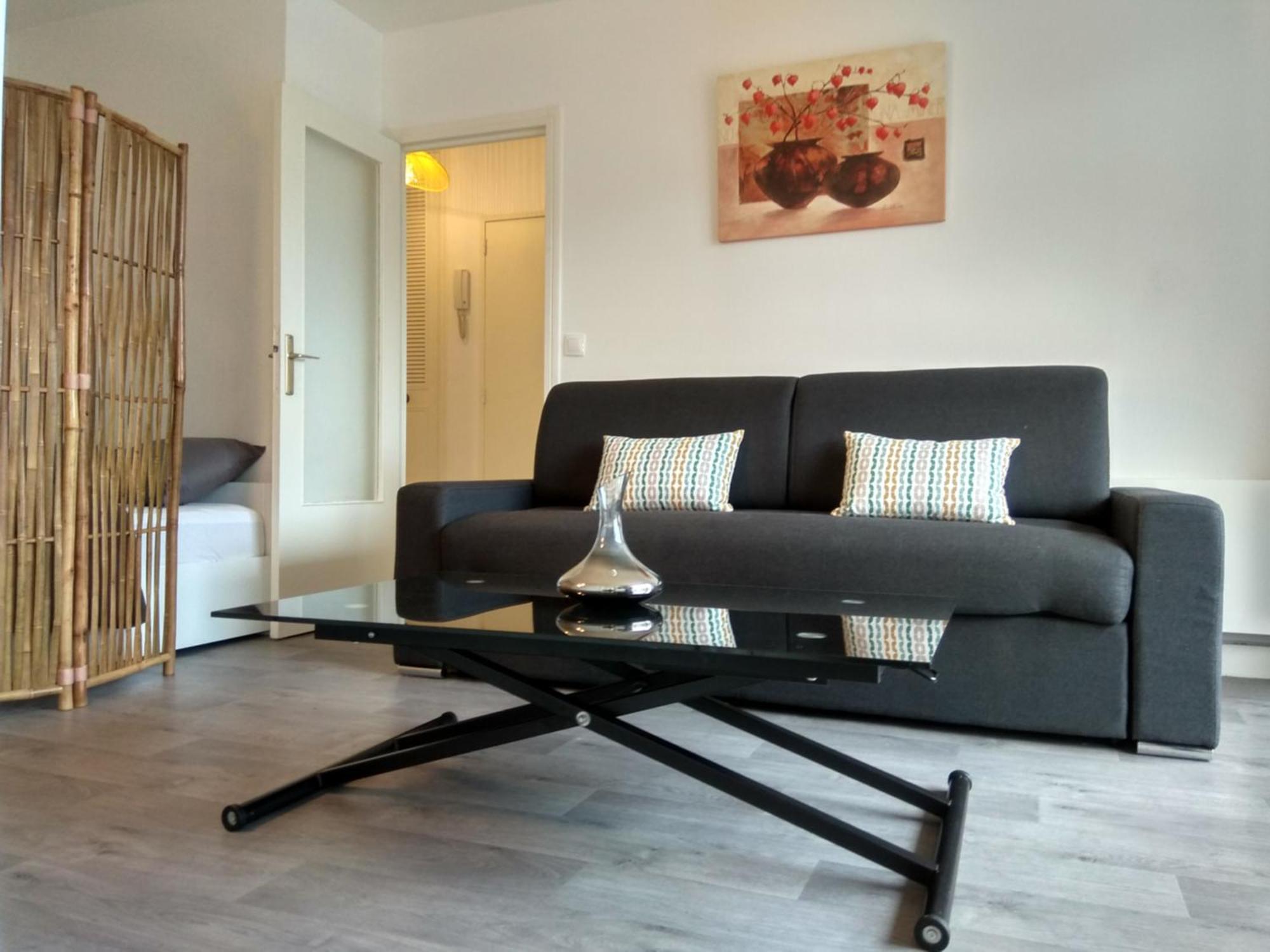 Budget Apart With Balcony And Great View Saint-Denis  Esterno foto