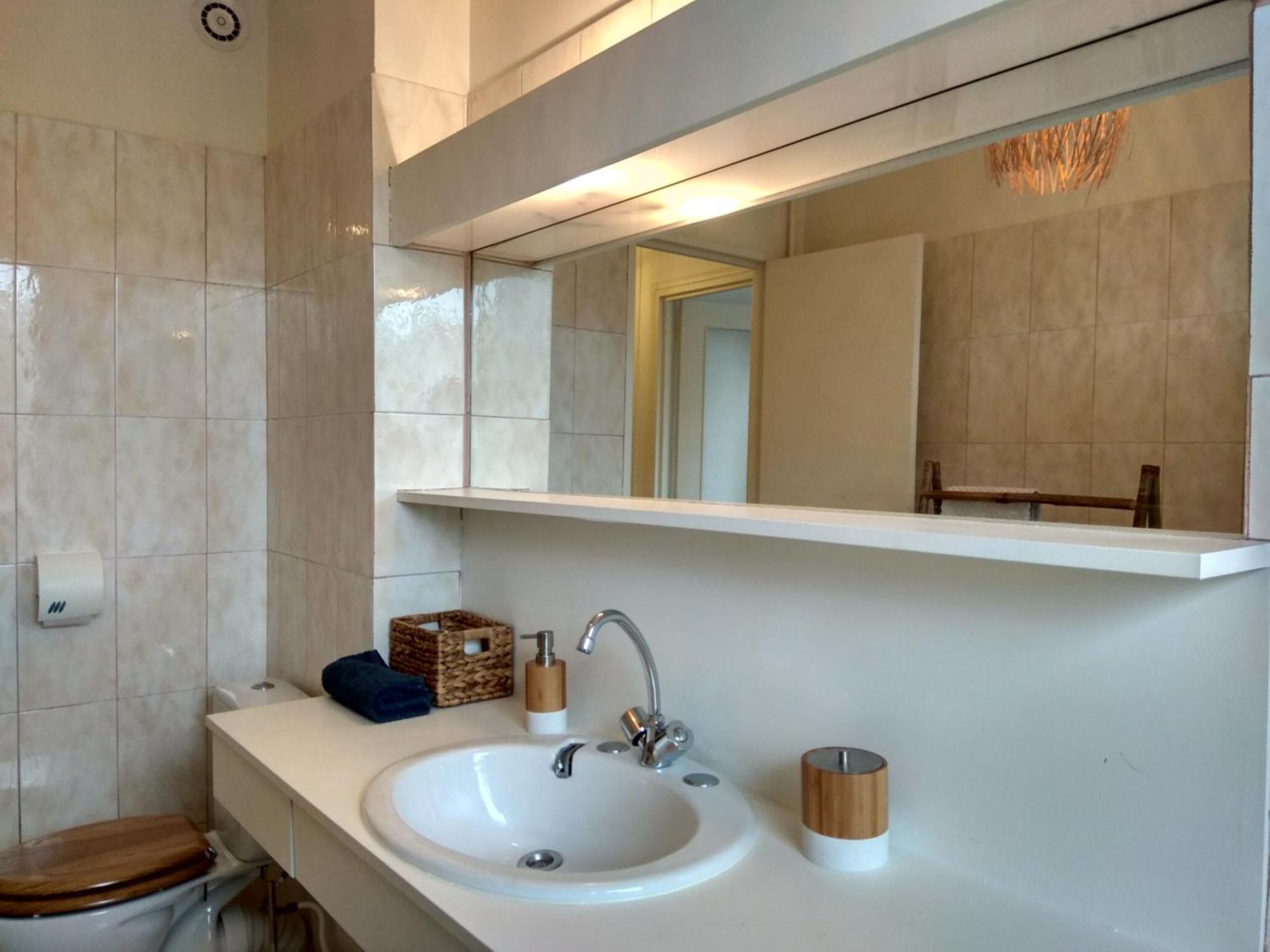 Budget Apart With Balcony And Great View Saint-Denis  Esterno foto