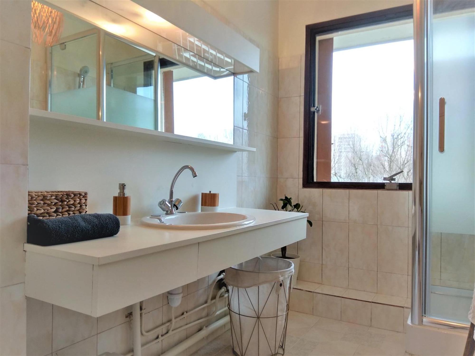 Budget Apart With Balcony And Great View Saint-Denis  Esterno foto